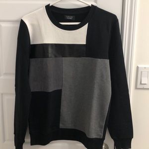 Zara sweatshirt